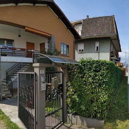 Lake View Villa Dormelletto Bagian luar foto