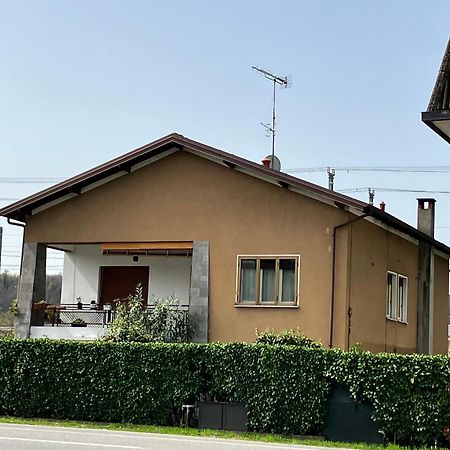 Lake View Villa Dormelletto Bagian luar foto